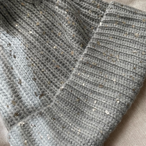 Aqua Hat - Picture 3 of 5